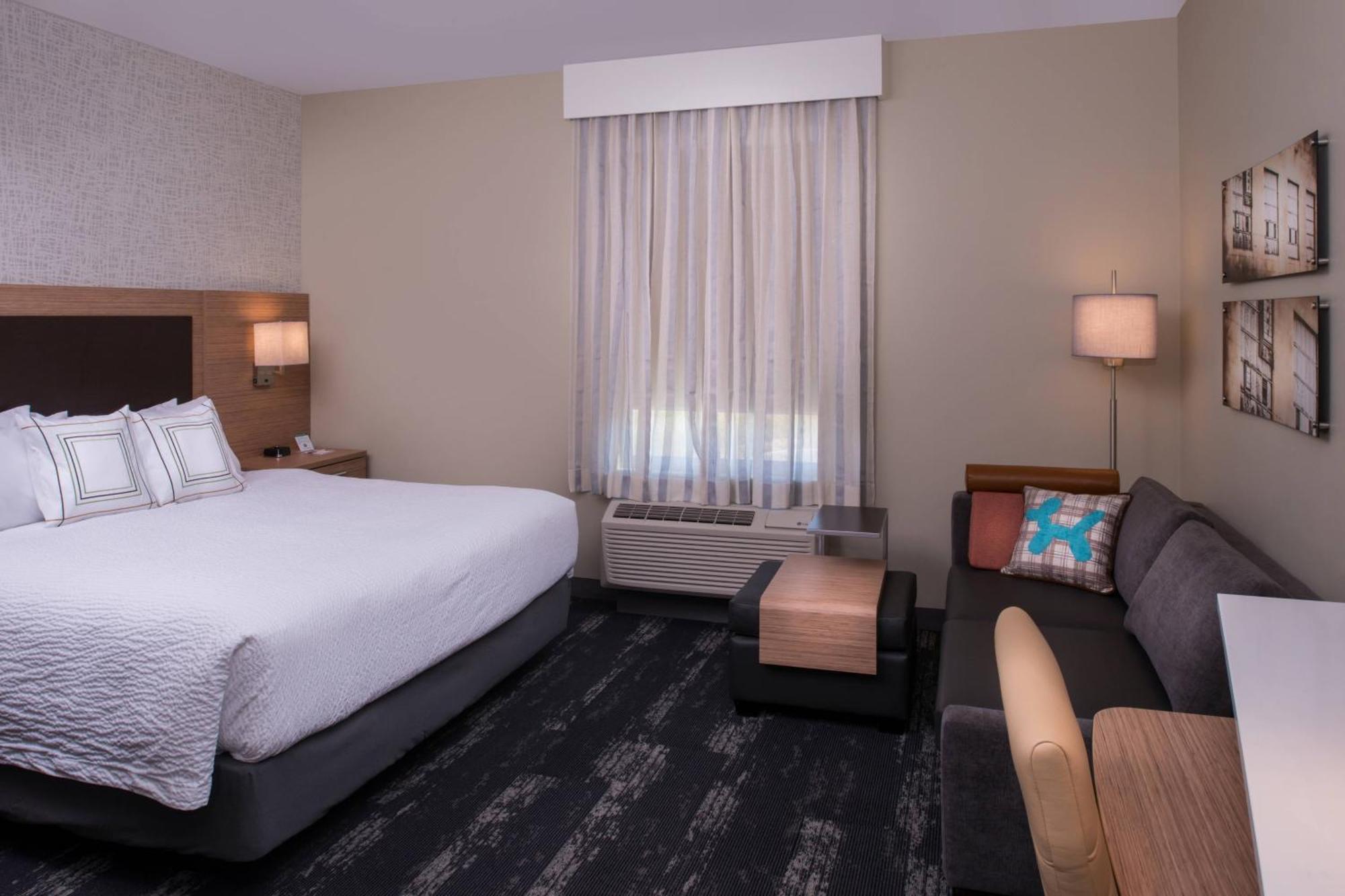 Towneplace Suites By Marriott Saskatoon Kültér fotó