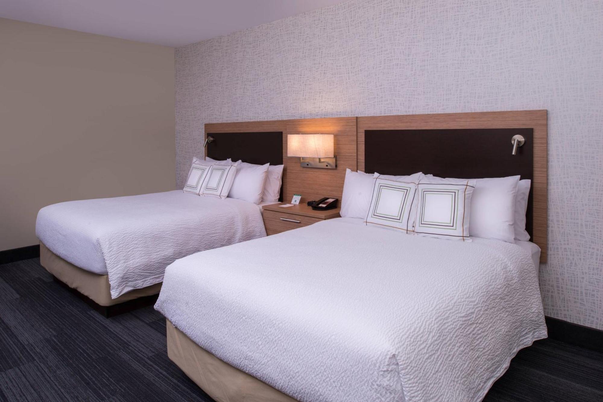 Towneplace Suites By Marriott Saskatoon Kültér fotó